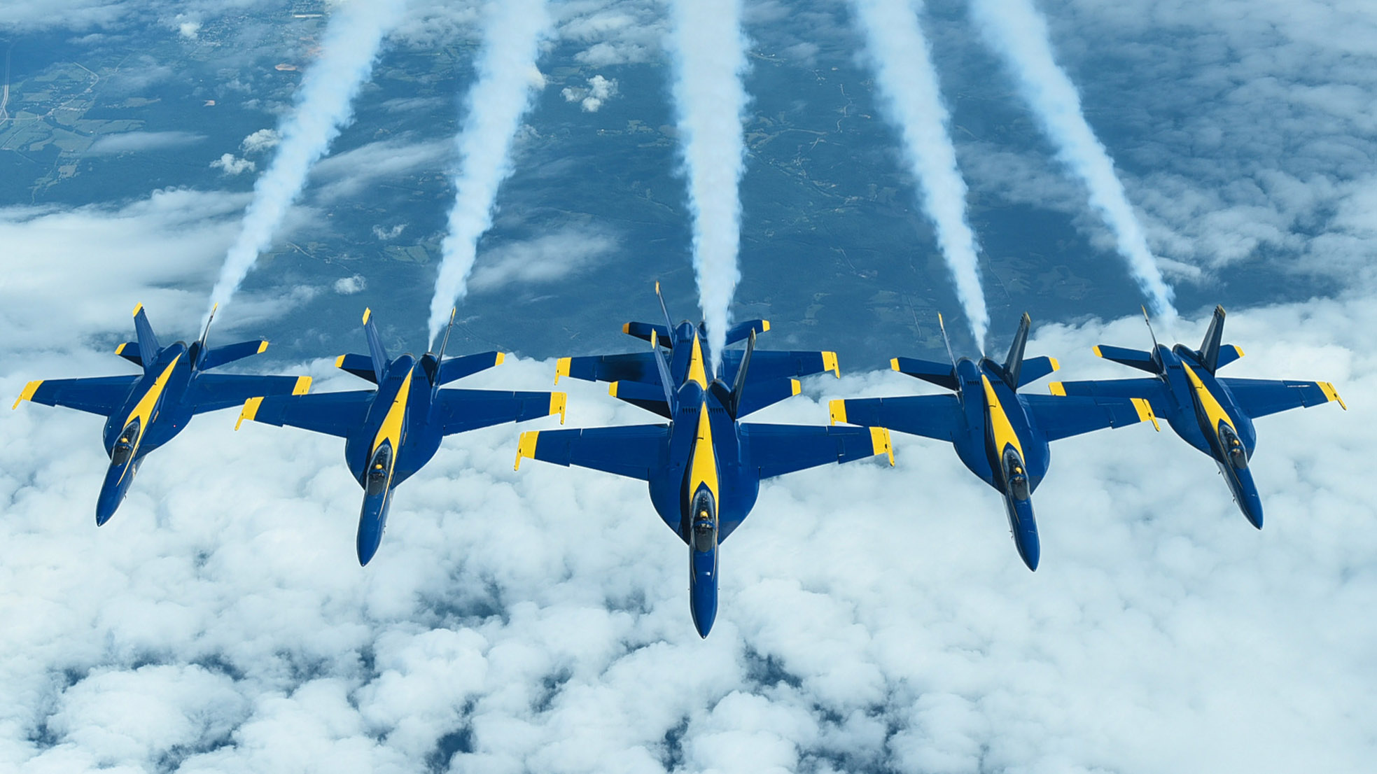 message-editor%2F1628612480833-blue_angels_refueling_formation.jpg