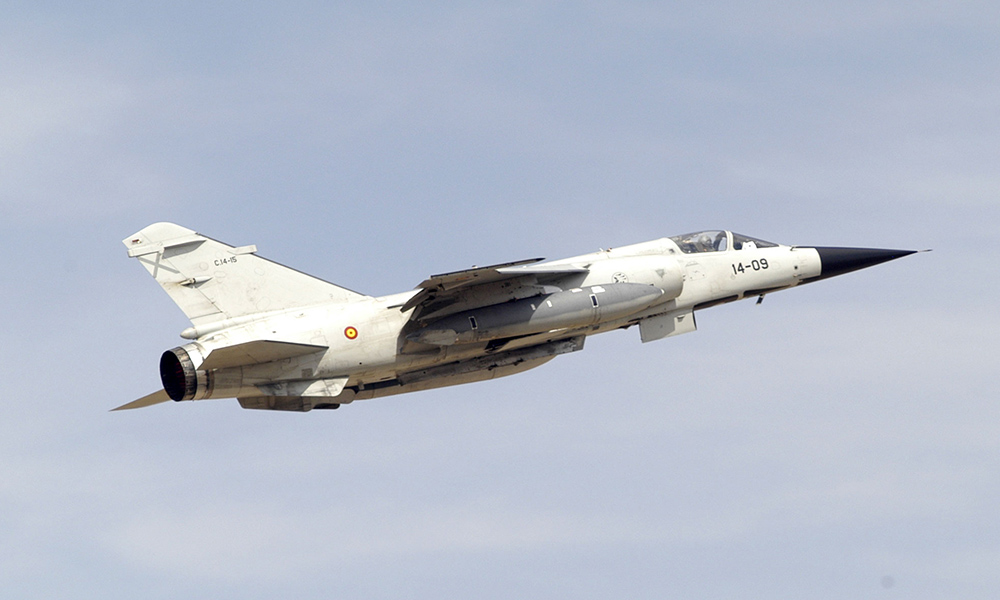 message-editor%2F1528318967115-original-12-100-draken_mirage_f1m_1_blk.jpg